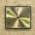 Horloge Box Office Noir Newgate Clocks